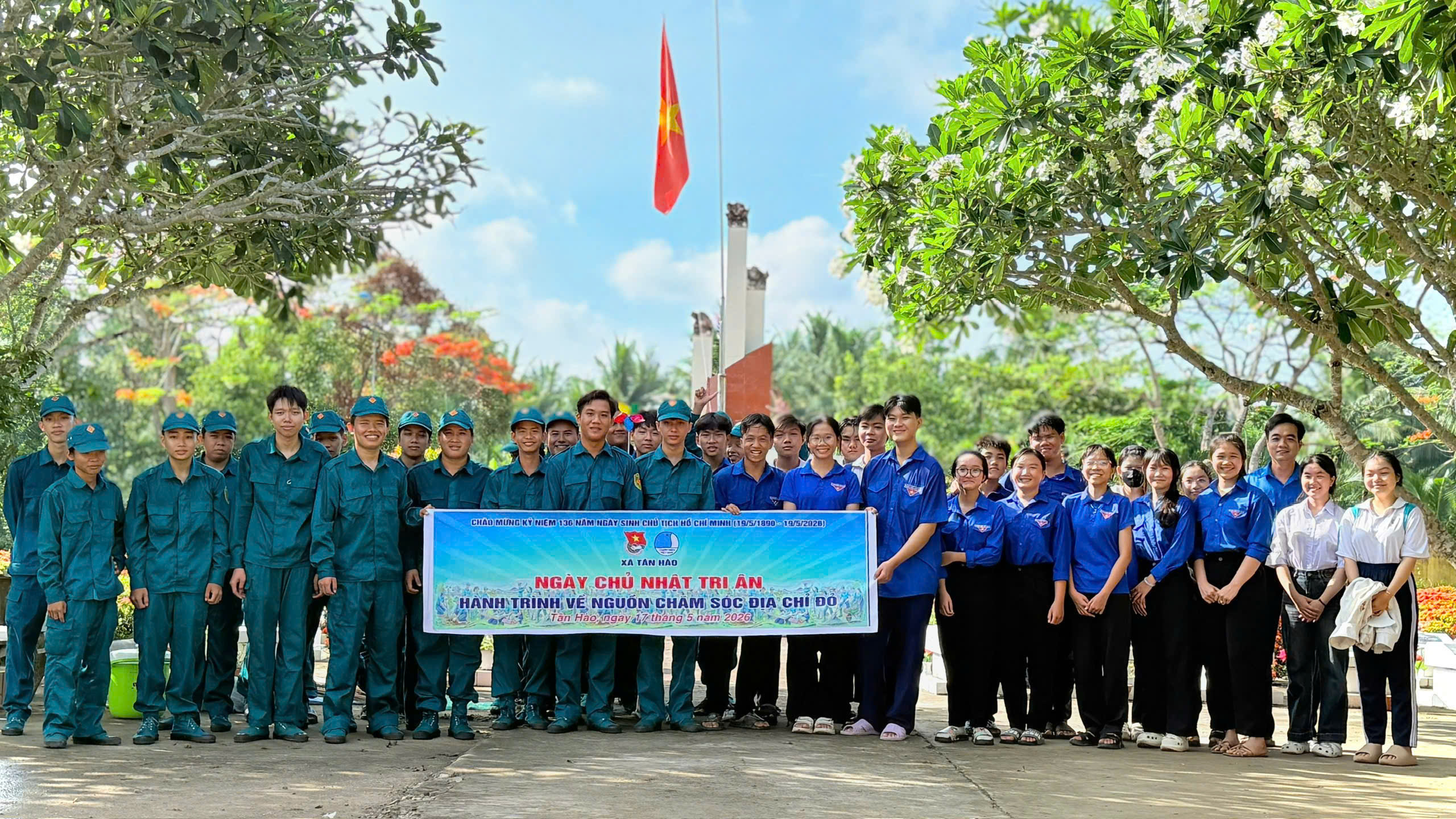 TUỔI TRẺ TÂN HÀO RA QUÂN DỌN DẸP CÁC ĐỊA CHỈ ĐỎ CHÀO MỪNG KỶ NIỆM 136 NĂM NGÀY SINH CHỦ TỊCH HỒ CHÍ MINH (19/5/1890 – 19/5/2026)