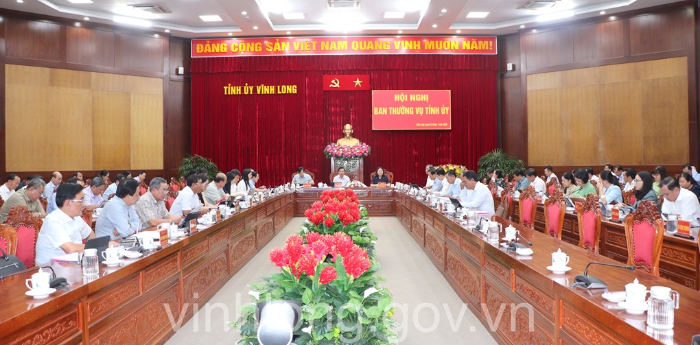 Ban Thường vụ Tỉnh ủy Vĩnh Long cho ý kiến các giải pháp thúc đẩy tăng trưởng kinh tế