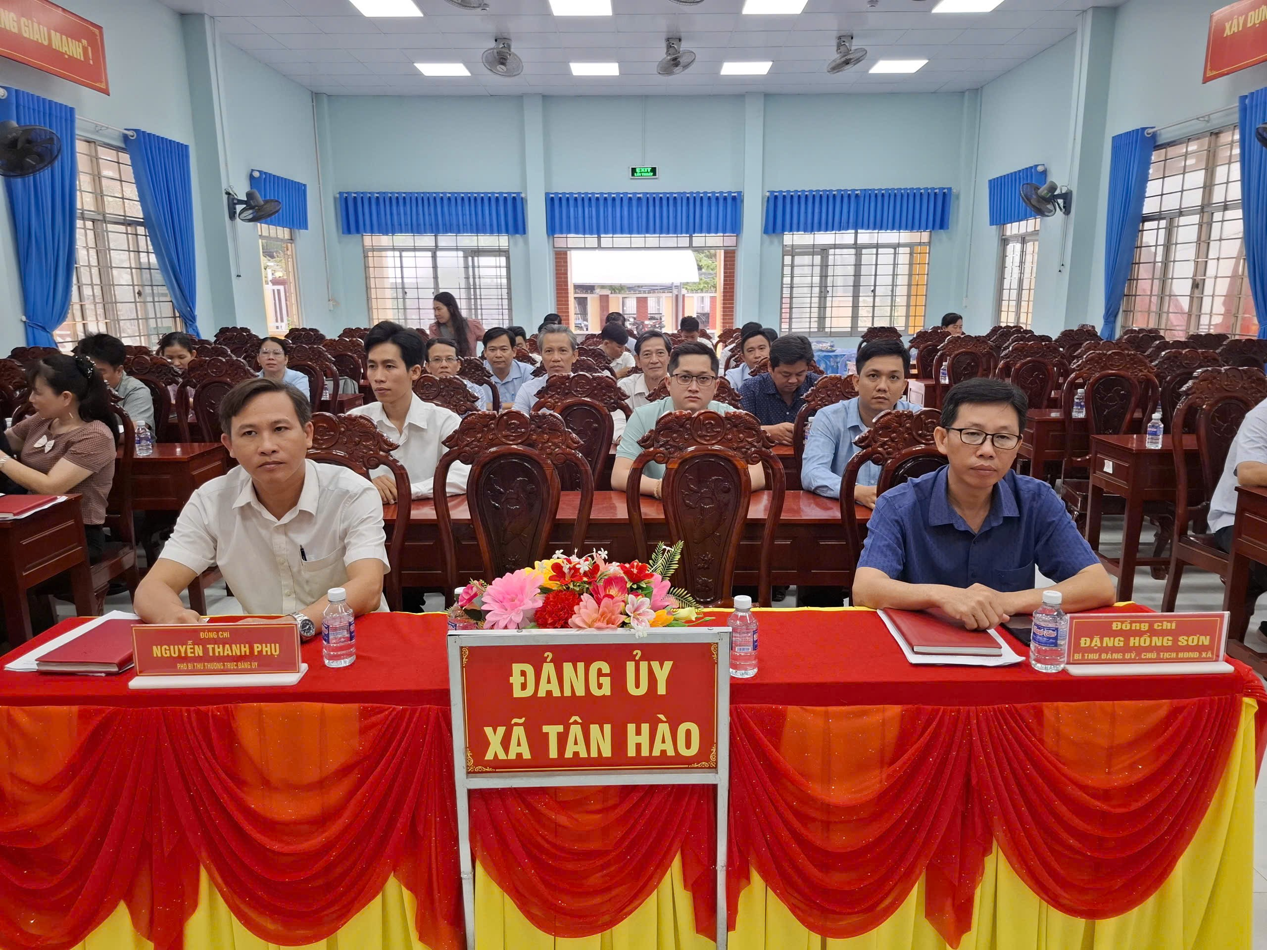 Xã Tân Hào tham dự trực tuyến Hội nghị toàn quốc tổng kết công tác phòng, chống tham nhũng, lãng phí, tiêu cực nhiệm kỳ Đại hội XIII của Đảng