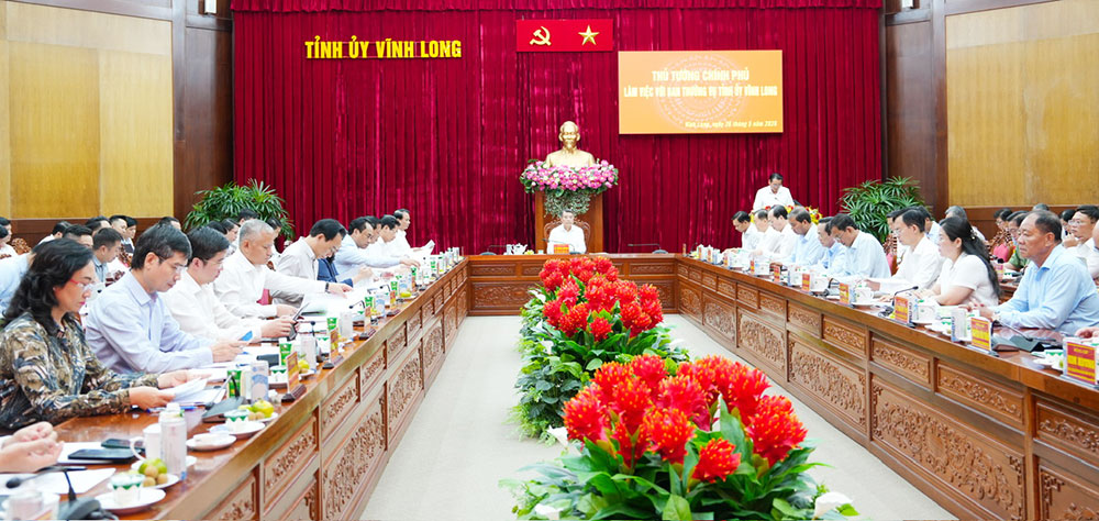 Thủ tướng Chính phủ Lê Minh Hưng làm việc với Ban Thường vụ Tỉnh ủy Vĩnh Long