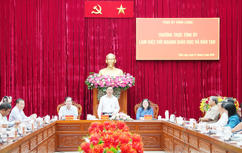 Thường trực Tỉnh ủy làm việc với ngành giáo dục và đào tạo